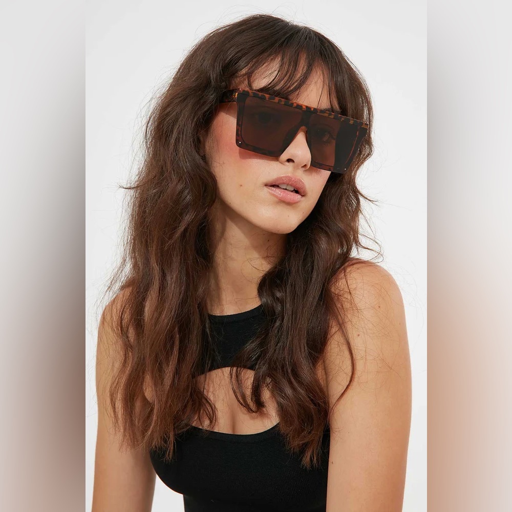 NWOT REALITY Eyewear Tortoise Shell Sunglasses